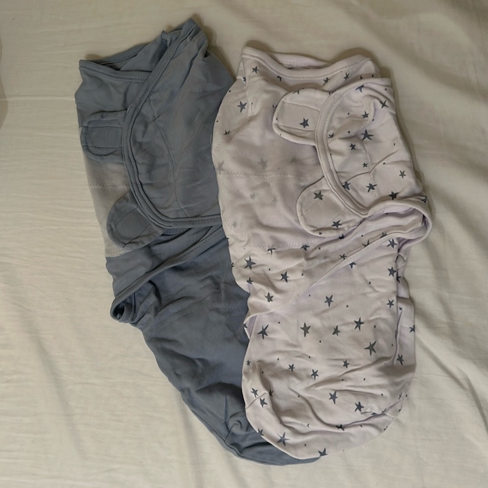 Set of 2 swaddles